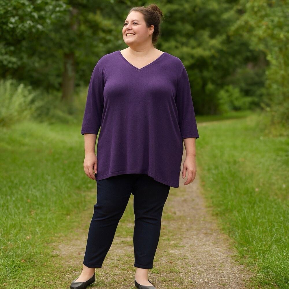 NWT Chico's Sweater Size 4 (2X) Touch Of Cashmere Muted Plum V-Neck 3/4 Sleeve